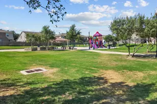 821 E College Ave, Princeton, TX 75407 - Photo 23