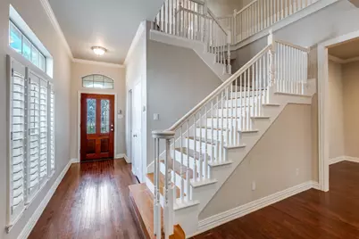 9 Stonebriar Court, Dallas, TX 75206 - Photo 3