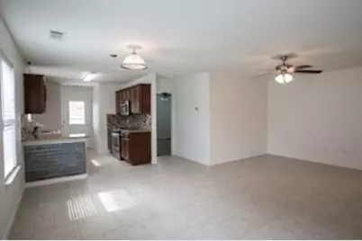 821-823 E College Avenue, Princeton, TX 75407 - Photo 23