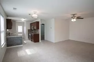 821-823 E College Ave, Princeton, TX 75407 - Photo 23