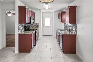 821-823 E College Ave, Princeton, TX 75407 - Photo 3