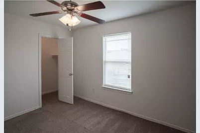 821-823 E College Avenue, Princeton, TX 75407 - Photo 31
