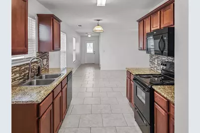 821-823 E College Avenue, Princeton, TX 75407 - Photo 9