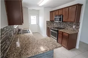 823 E College Ave, Princeton, TX 75407 - Photo 5