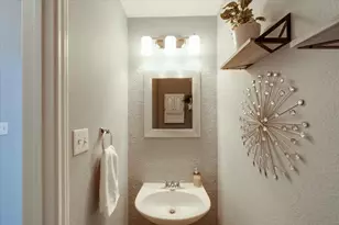 2071 Sunset Ln, Lewisville, TX 75067 - Photo 17