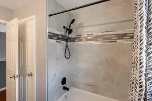 2071 Sunset Ln, Lewisville, TX 75067 - Photo 25