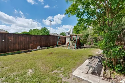 2071 Sunset Lane, Lewisville, TX 75067 - Photo 31