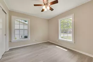 205 E 7th St, Kaufman, TX 75142 - Photo 19