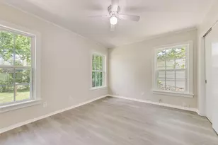 205 E 7th St, Kaufman, TX 75142 - Photo 17
