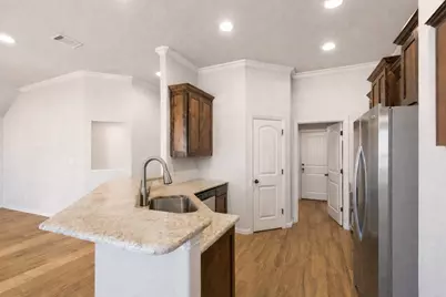 3210 Main Street, Granbury, TX 76049 - Photo 5