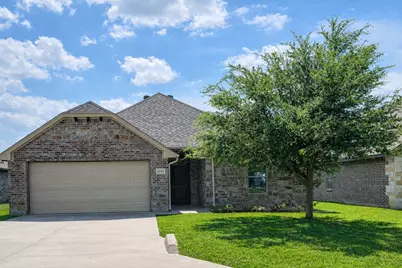 3210 Main Street, Granbury, TX 76049 - Photo 1