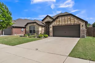 344 Paloma St, Weatherford, TX 76087 - Photo 3
