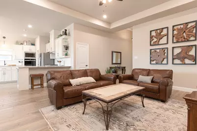 912 Meadow View Drive, Cleburne, TX 76033 - Photo 15