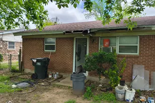 600 Thompson Dr, Saginaw, TX 76179 - Photo 3