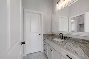 1601 Fabian Dr, Waco, TX 76712 - Photo 29