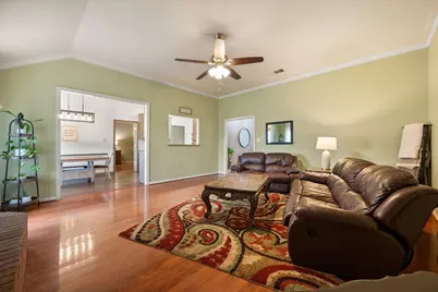 906 S Ward Street, Italy, TX 76651 - Photo 11