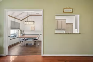 906 S Ward St, Italy, TX 76651 - Photo 13