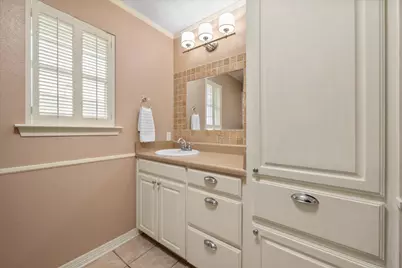 906 S Ward Street, Italy, TX 76651 - Photo 7