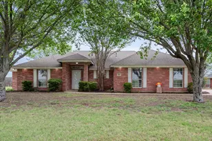 906 S Ward St, Italy, TX 76651 - Photo 1