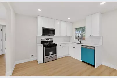 930 Shawnee Trace, Grand Prairie, TX 75051 - Photo 13