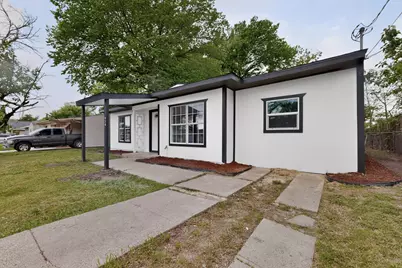 930 Shawnee Trace, Grand Prairie, TX 75051 - Photo 5