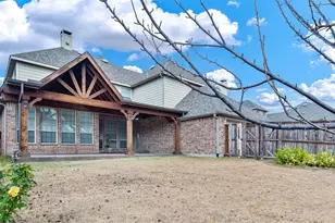 2016 Magic Mantle Dr, Lewisville, TX 75056 - Photo 25