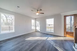 1601 Mignon Dr, Arlington, TX 76010 - Photo 5