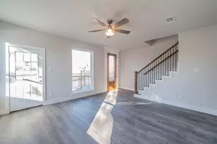 1601 Mignon Dr, Arlington, TX 76010 - Photo 7