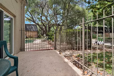 5311 Fleetwood Oaks Avenue #163, Dallas, TX 75235 - Photo 13
