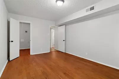 5311 Fleetwood Oaks Avenue #163, Dallas, TX 75235 - Photo 9
