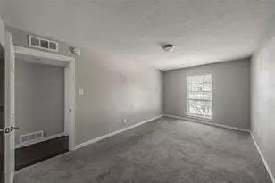 6422 Faircove Cir, Garland, TX 75043 - Photo 13