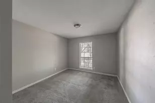 6422 Faircove Cir, Garland, TX 75043 - Photo 9