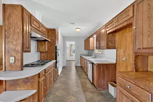 624 N Ave A, Springtown, TX 76082 - Photo 11