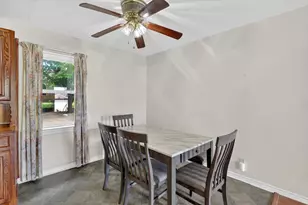 624 N Ave A, Springtown, TX 76082 - Photo 9