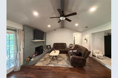 1305 Pinehurst Drive, Fort Worth, TX 76134 - Photo 9