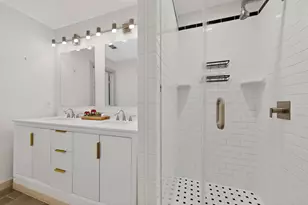 10314 Baronne Cir, Dallas, TX 75218 - Photo 15