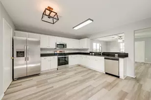 5538 Marina Dr, Garland, TX 75043 - Photo 5