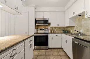 6131 Bandera Ave, Dallas, TX 75225 - Photo 11