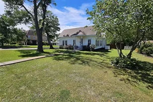 508 S Ross Ave, Mexia, TX 76667 - Photo 1