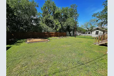 508 S Ross Avenue, Mexia, TX 76667 - Photo 21