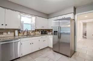 3217 Lubbock Ave, Fort Worth, TX 76109 - Photo 9