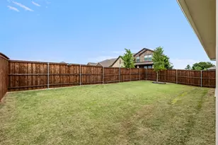 13041 Dawson Dr, Providence Village, TX 76227 - Photo 5