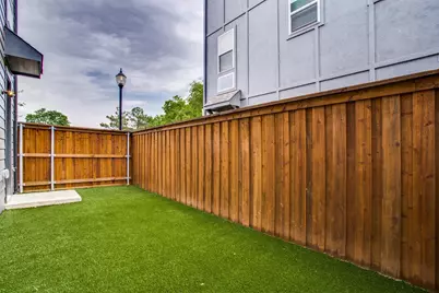 2654 Carolwood Lane, Dallas, TX 75212 - Photo 23