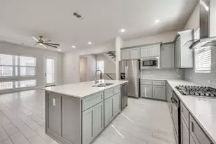 2654 Carolwood Ln, Dallas, TX 75212 - Photo 7