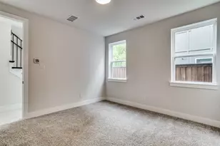 2654 Carolwood Ln, Dallas, TX 75212 - Photo 21