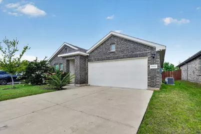 9452 Firedog Drive, Fort Worth, TX 76131 - Photo 3