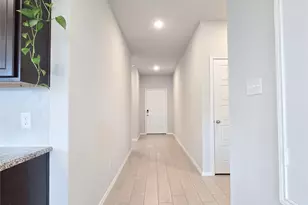 3621 Big Nemaha Dr, Crandall, TX 75114 - Photo 3