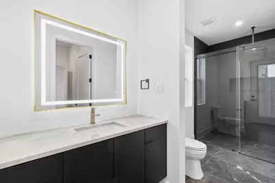 9434 Biscayne Boulevard, Dallas, TX 75218 - Photo 15