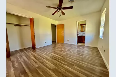 1114 Davis Street, Cleburne, TX 76033 - Photo 7