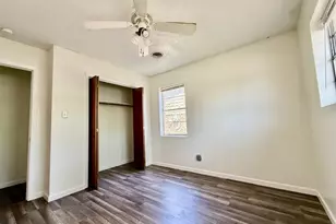 1114 Davis St, Cleburne, TX 76033 - Photo 9